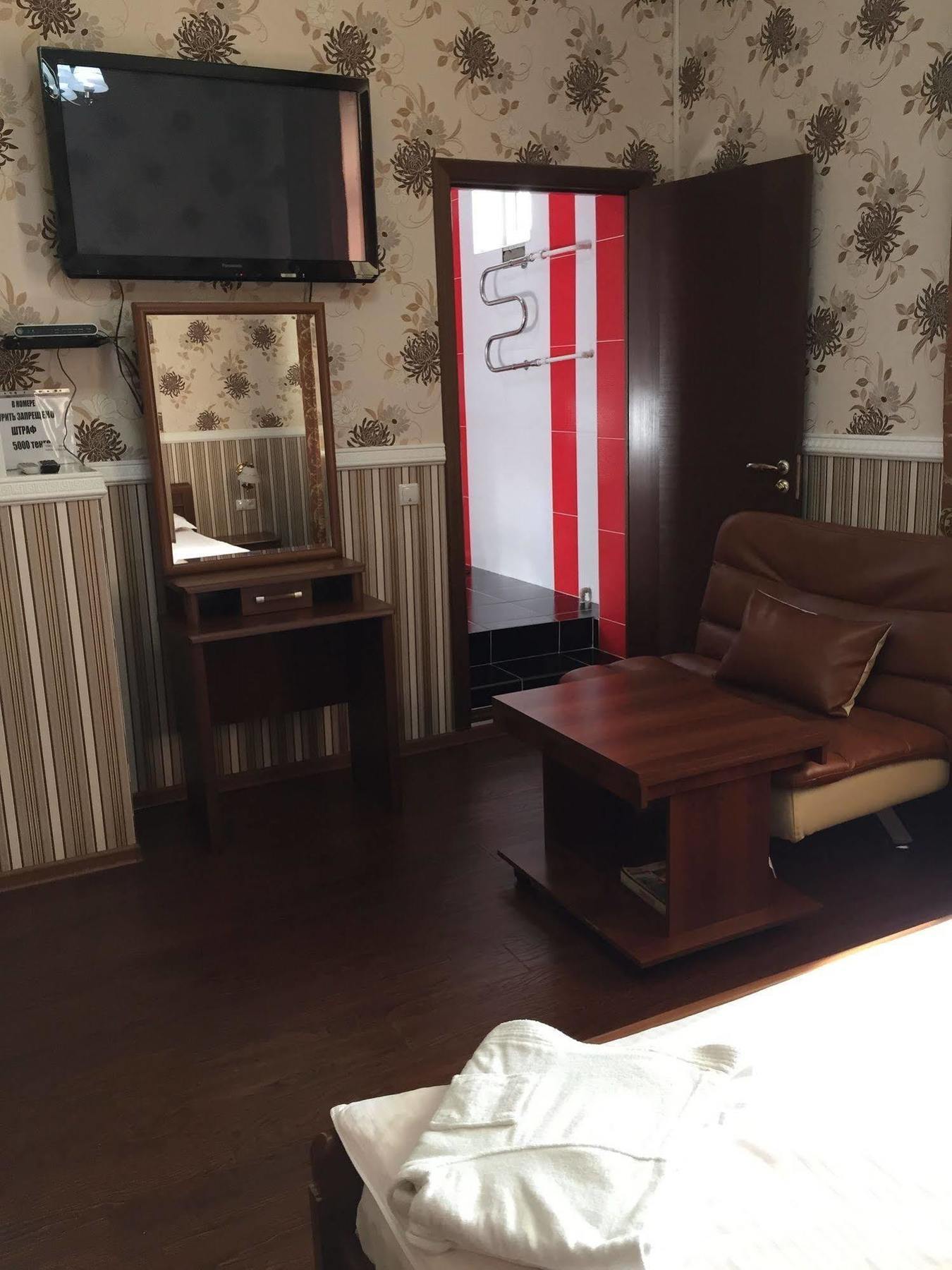 Rise Hotel 阿拉木图 外观 照片